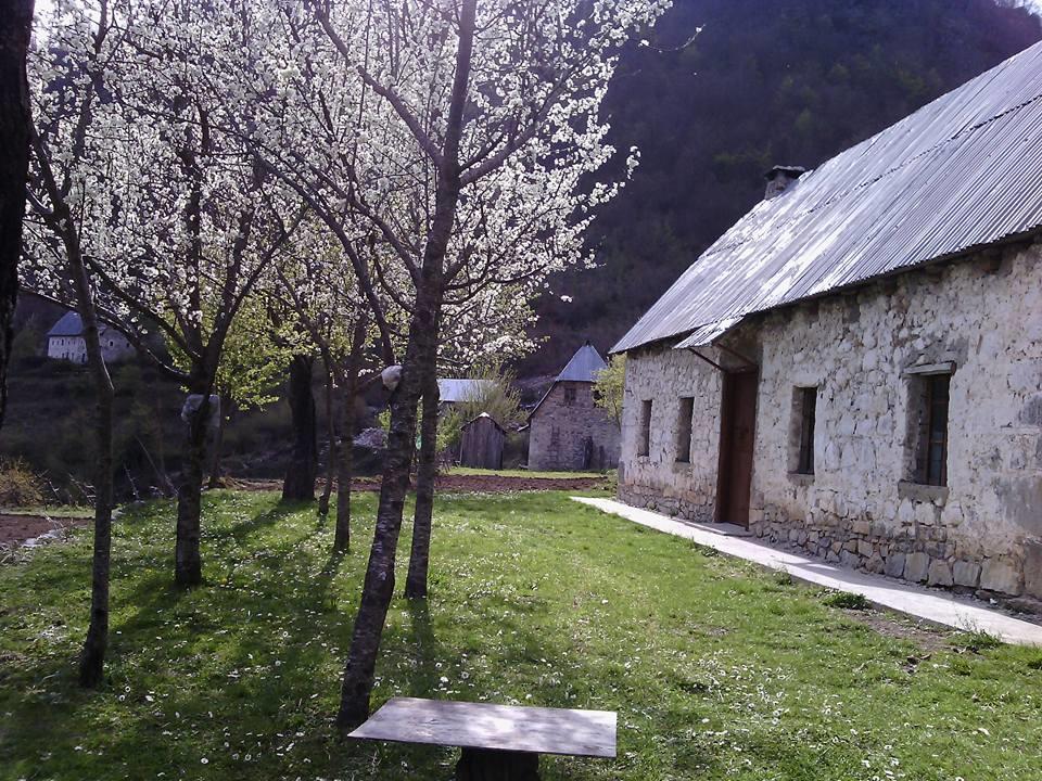 Syri I Kalter Kaprre Hotel Тет Екстериор снимка